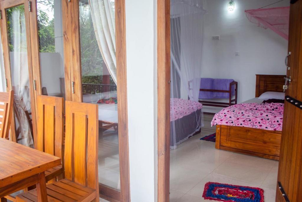 Amado Homestay Ella Eksteriør bilde